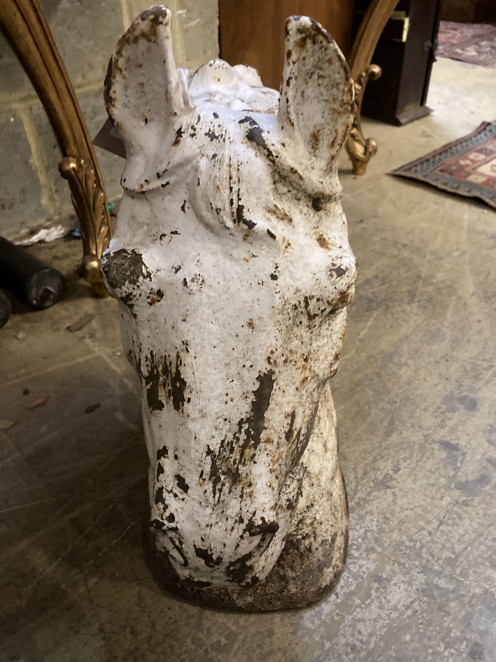 A cast iron horse head tethering post capitol, height 49cm